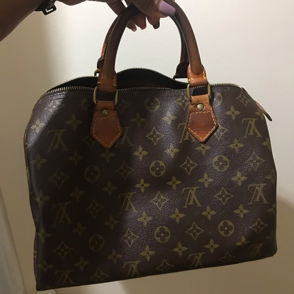 Authentic LV Speedy 30 - Picture 3 of 6